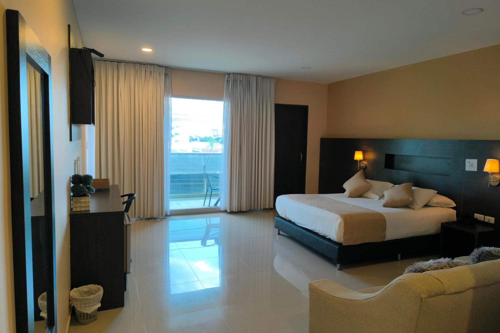 Quarta Avenida 3* Monteria